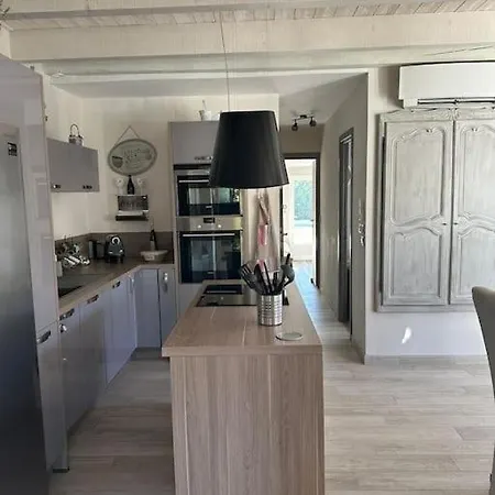 Maison Avec Piscine Et Рокбрюн-сюр-Аржан