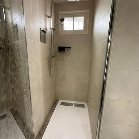 Maison Avec Piscine Et